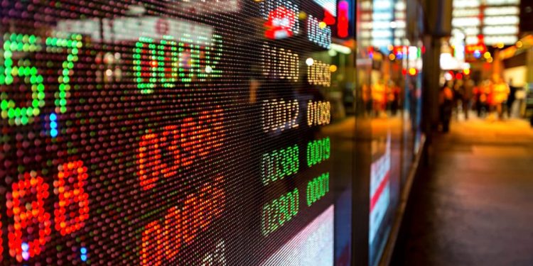 Nasdaq Dips on Intel’s Guidance, S&P 500 and Dow Hit Highs