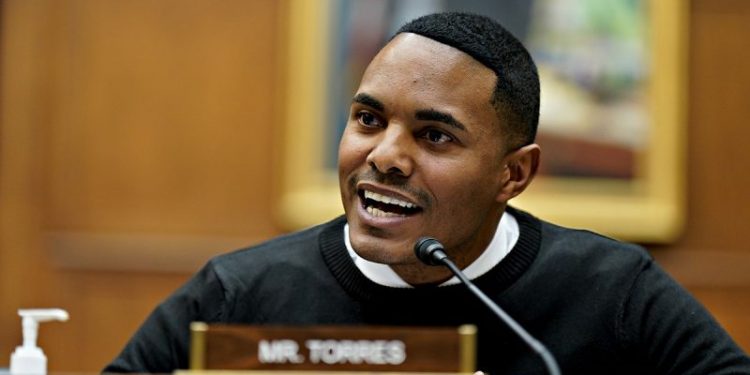 Progressive Democrat caucus loses another member over anti-Israel positions