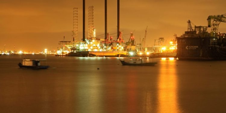 Oil and natural gas: Natural gas falls below the $1.60 level