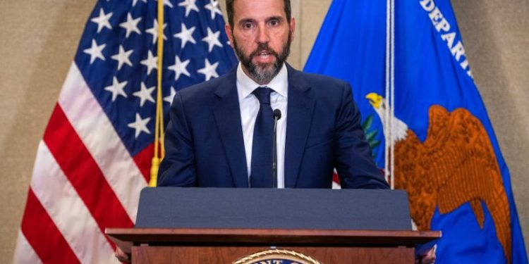 Special counsel asks Supreme Court to let Trump’s D.C. trial proceed