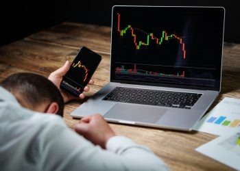 Covalent (CQT) Dips 15.46%, Yet Gains 33.75% Weekly