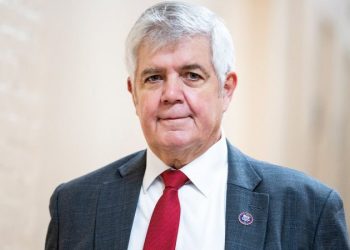 As gray wolves terrorize farms and ranches, GOP lawmakers demand endangered species delisting