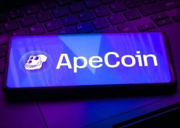 ApeCoin and Akita Inu: ApeCoin has stabilized above 2.000