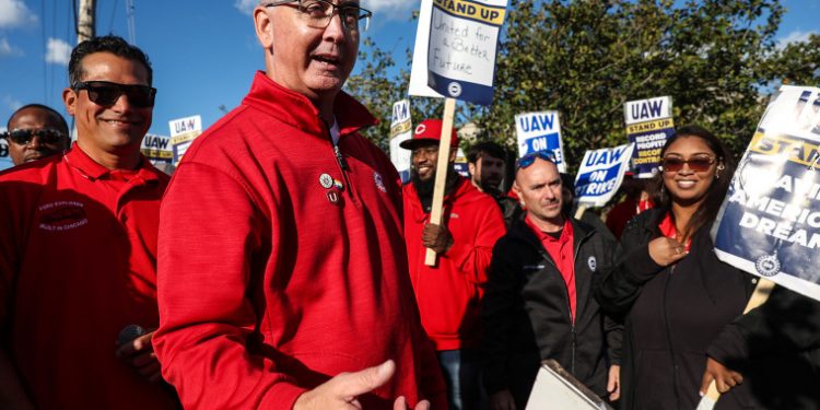 UAW’s Tennessee win fuels backers’ hopes in the South, but some skeptics are unmoved