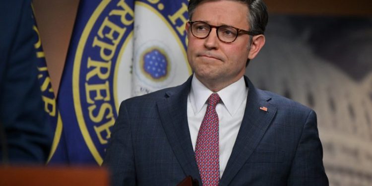 Johnson tries to appease warring factions on surveillance bill