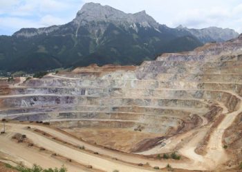 Iron Ore Hits 10-Month Low: A Perfect Storm of Weak 