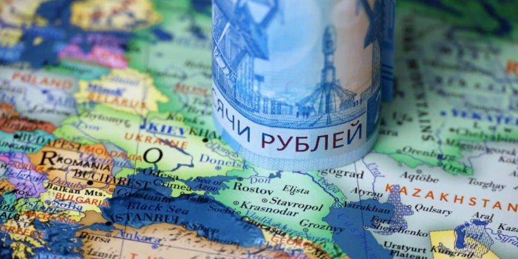 Russia Maintains 16% Interest Rate as Inflation Eases Slowly