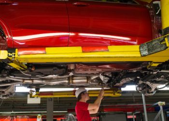 UAW loses Alabama union vote seen as bellwether for organizing autoworkers in the South