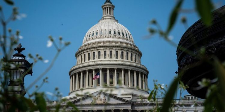 Man pleads guilty to making 12,000 harassing calls to Congress members