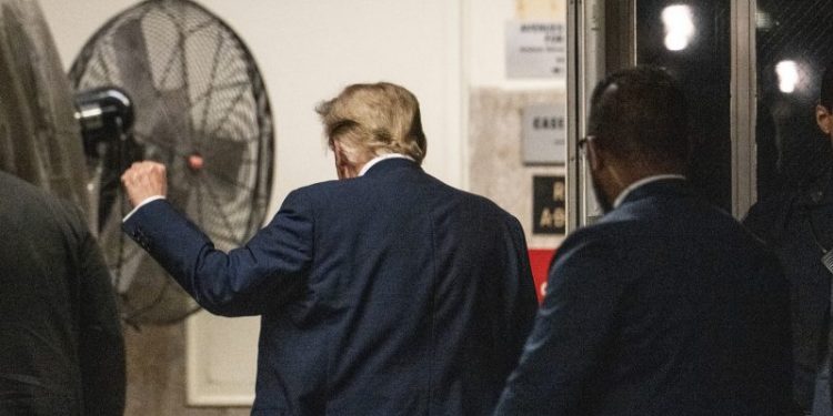 Did Trump’s lawyers catch Michael Cohen in a ‘lie’? Let’s take a look.