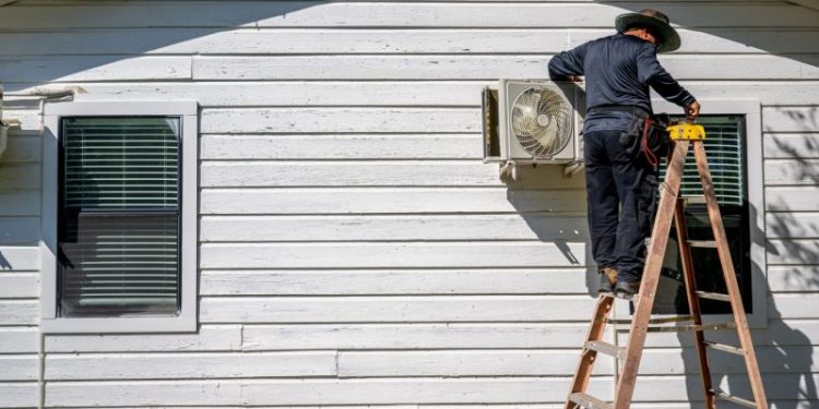 Extreme heat set to drive home cooling costs to 10-year high, advocates warn