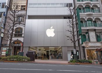 Apple Launches AI, Leaves iPhone 15 and Older Behind