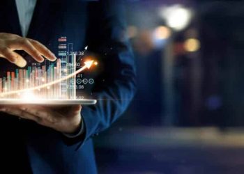 Economic Growth Outlook Dims as GDP Forecasts Drop to 1.8%