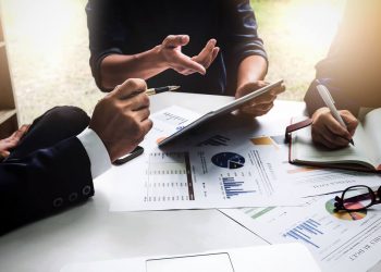 MAGA Hat Token Drops 36.89% in 7 Days, Volume at $124.6M