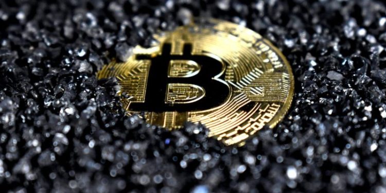 Crypto Market Recap:  Trade Wars Shake Bitcoin, Hong Kong Welcomes Institutional Crypto Investors